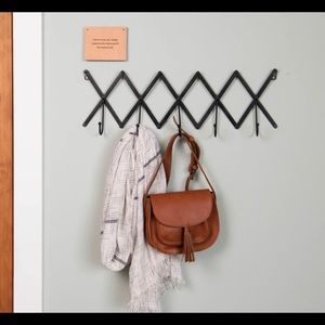 Magnolia Accordion Wall Hook